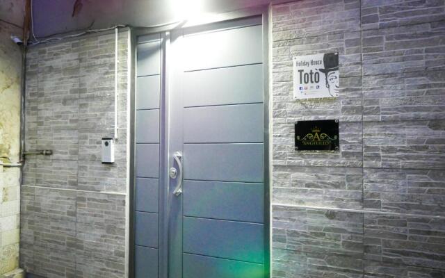 Holiday House Toto