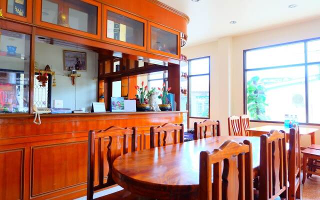 Chotiphan Apartment