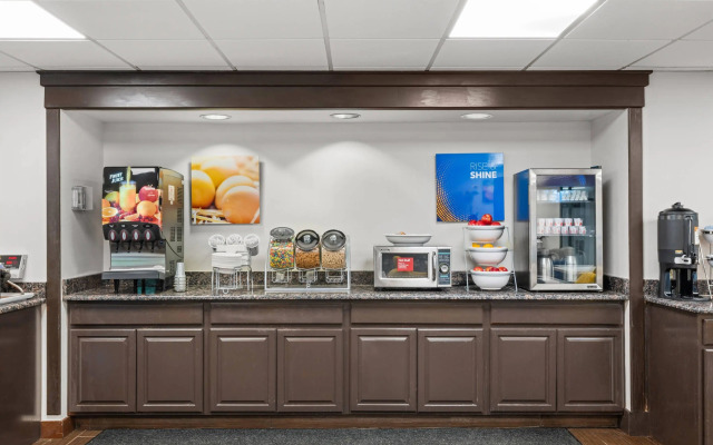 Comfort Suites Near Casinos Norwich-Uncasville CT