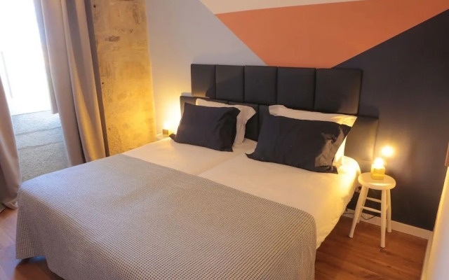 Caminha Hostel & Suites