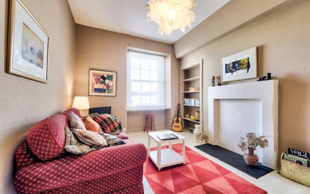 JOIVY Famous St. Mary's Street Old Town Apartment