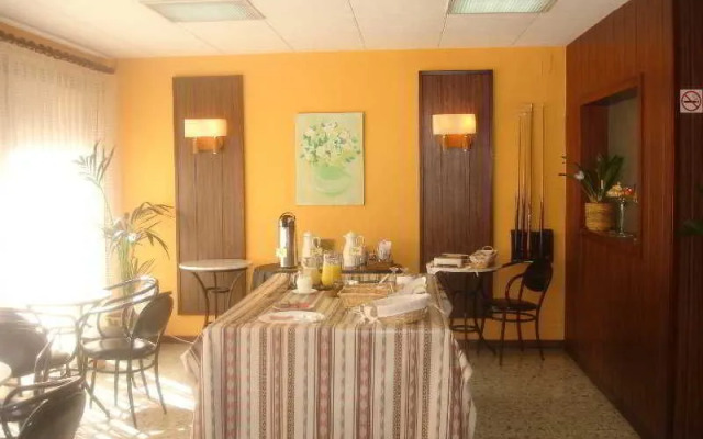 Hostal Santa Ana