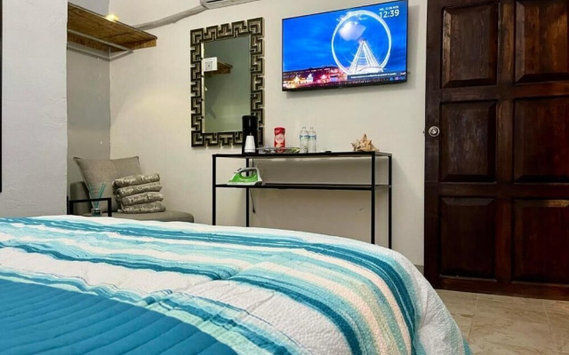 Hotel 305