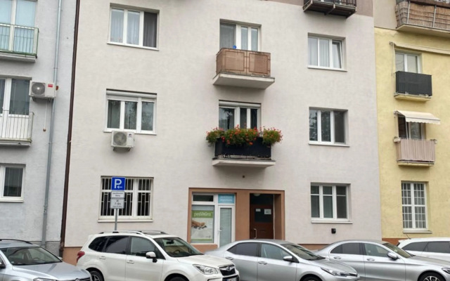 Light Room by Zoom Apartments