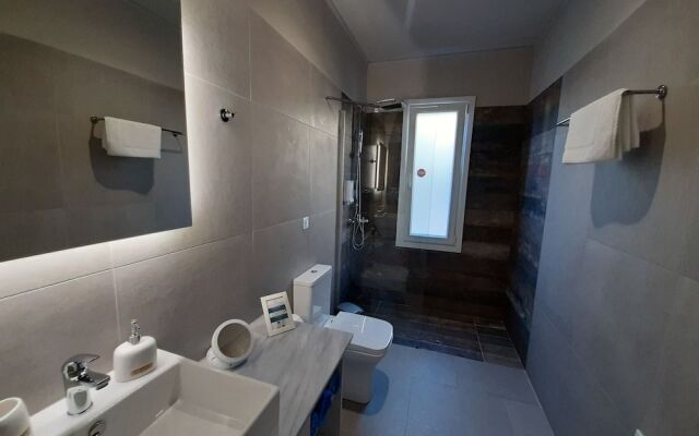 Sarpidon Suites