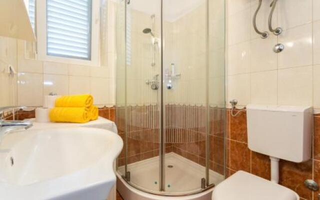 Guesthouse Tonko