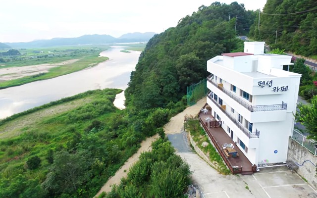 Andong River Sunset Pension