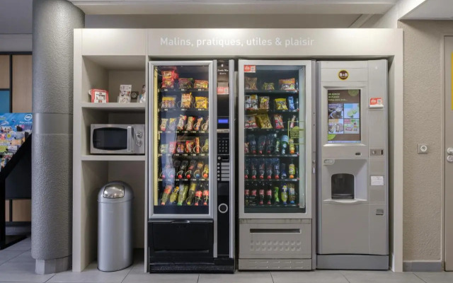 B&B HOTEL Calais Centre Saint-Pierre