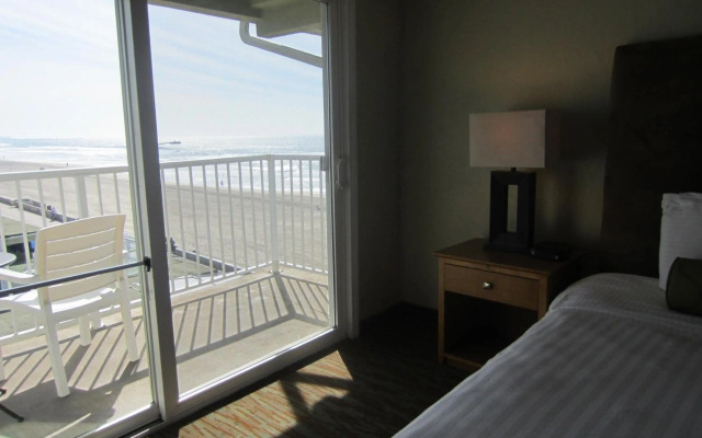 Surfer Beach Hotel