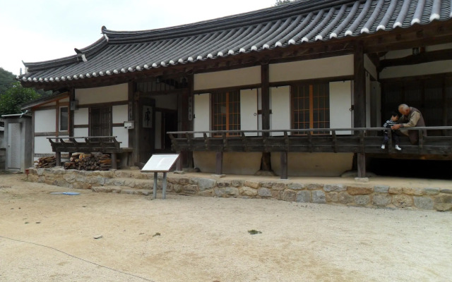 Sujoldang Hanok Guesthouse