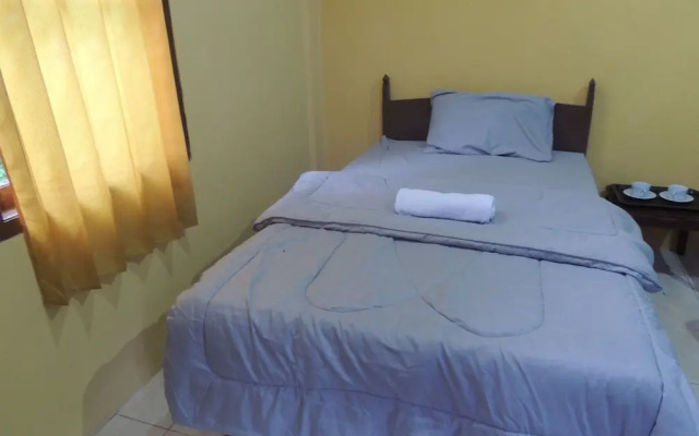 Penginapan Wardi Syariah Borobudur by Ndalem Beong