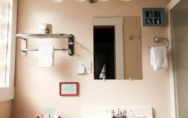 Beacon House Inn Bed & Breakfast