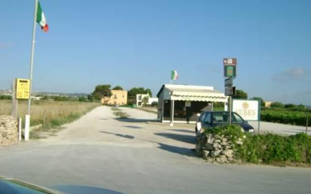 Di Fronte l'Isola Di Mothya