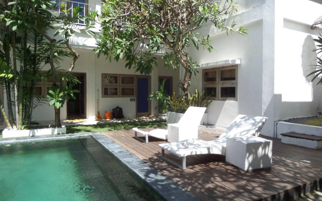 The Island Hotel Bali - Hostel