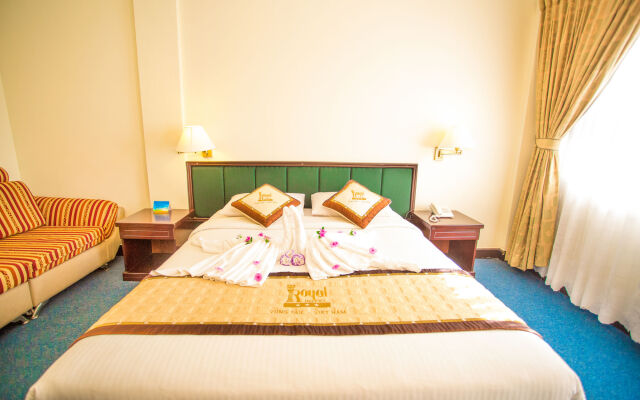 Royal Hotel