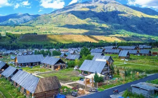 Hemu Youhe Mountain Lodge