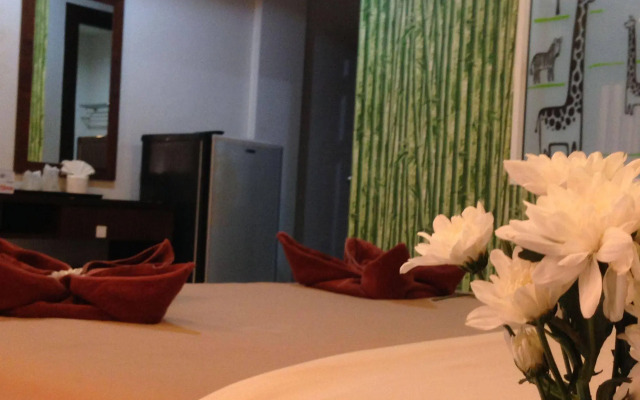 TJ Patong Hotel