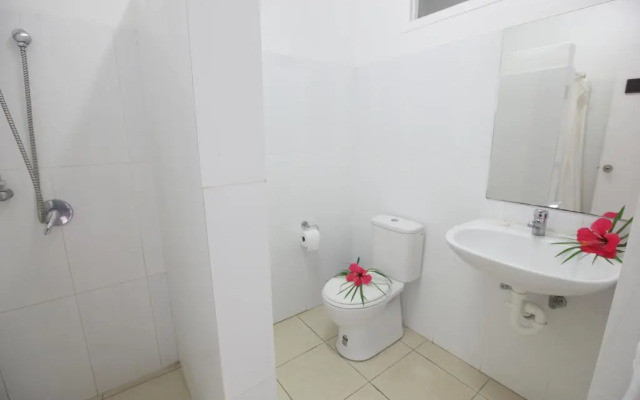 Coconut Palms Resort & Diamond Casino