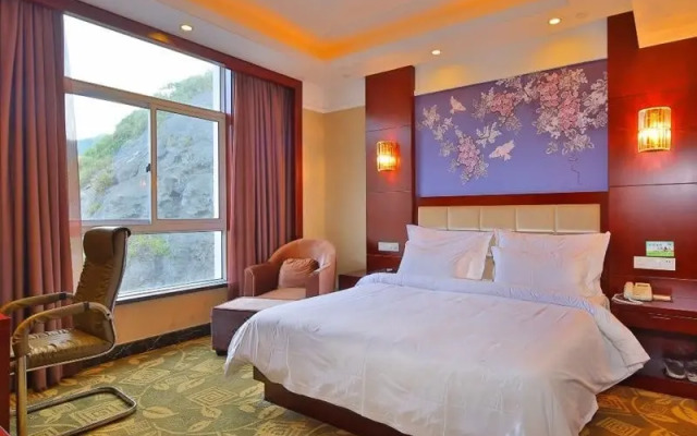 Jinjiang Metropolo Hotel (Zhoushan City shenjiamen)