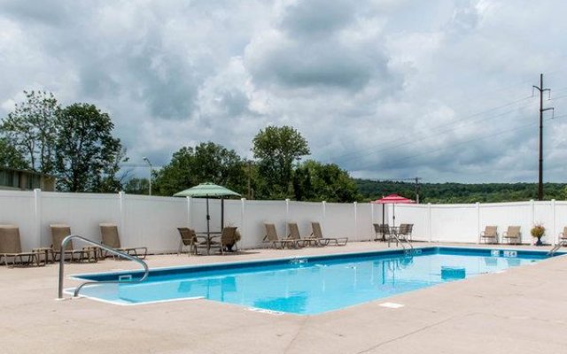 Holiday Inn Lancaster County