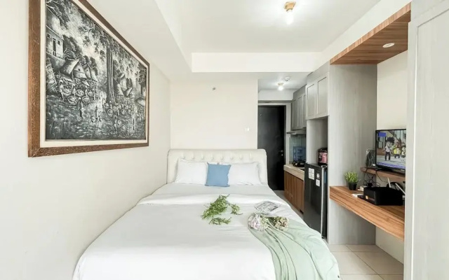 Simple Space Studio At Belmont Residence Puri Apartment