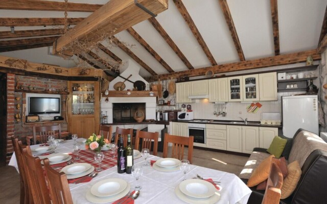 Amazing Home in Razanj With Sauna, Wifi and 6 Bedrooms