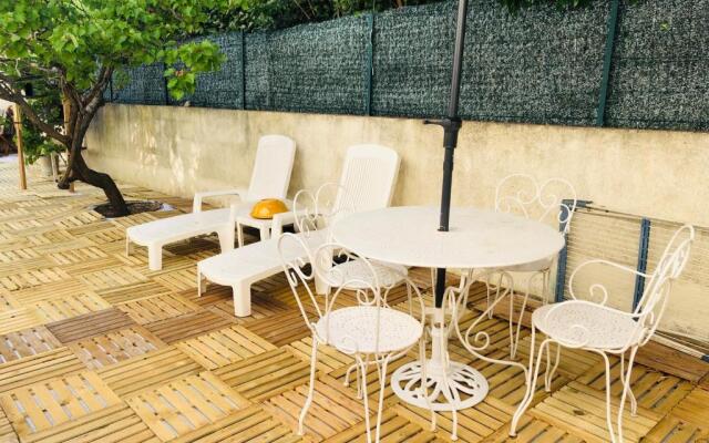 Chez Mamie Villa T2 à Sanary maison chaleureuse et ensoleillée