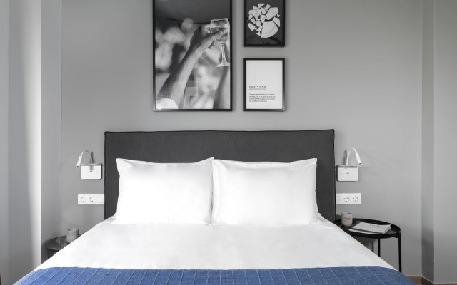 PLAY Theatrou Athens