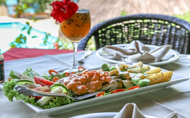 Hotel Marinas Resort