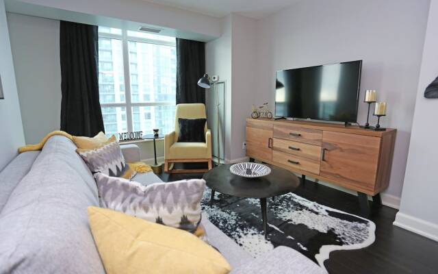Neptune Townflats Premier 2 Bedrooms Condo Downtown Toronto