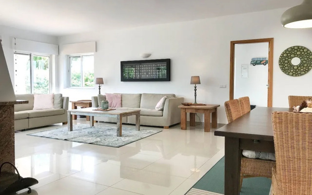 16 Centeanes Fabulous Location Just Short Walk t