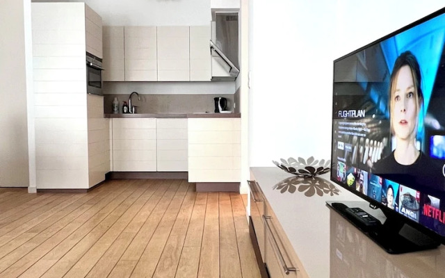 Peaceful 2 minutes European Parliament