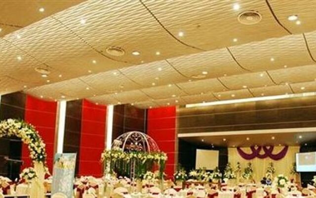 Haitian Theater Hotel - Tsingtao