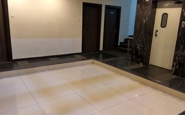 JK Rooms 121 Hotel Shaheen International