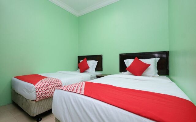 OYO 89759 Gold Jerantut Hotel