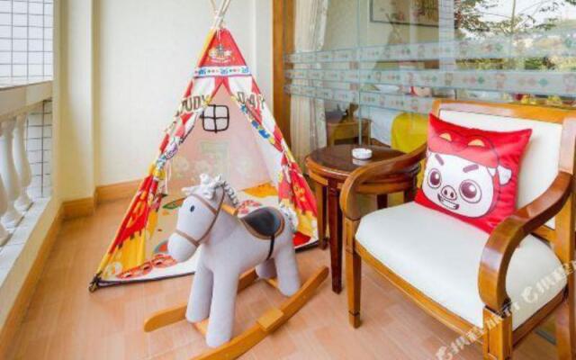 Xinyinzhan Hot Spring Holiday Resort