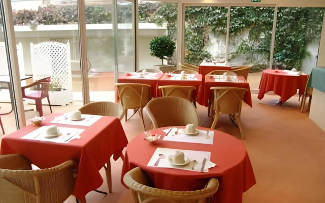 Logis Hôtel le Vert Galant