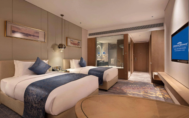 Howard Johnson by Wyndham Jimei Lake Plaza Xiamen