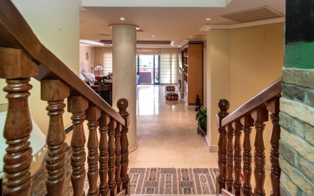 Villa Olivar - 5 BDR Dream Pool/Jacuzzi/Golf/BBQ
