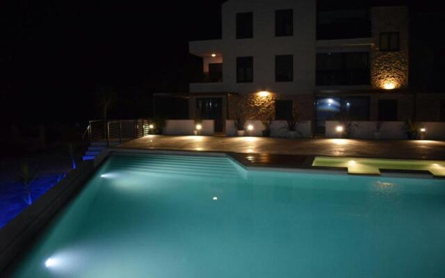 Penthouse No6
