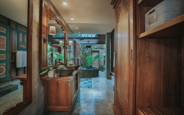 Artist Village by Pramana Watu Kurung