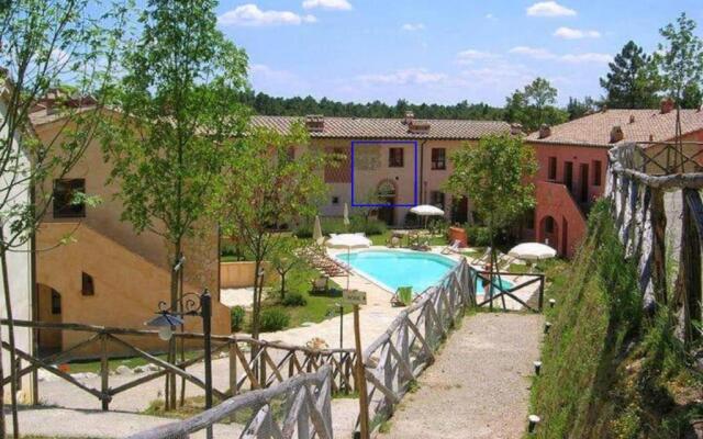 Appartamento con piscina Il Borghetto - vicino San Gimignano