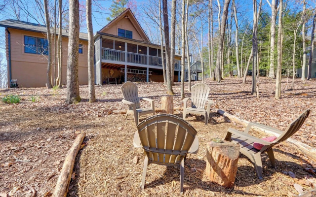 Family-friendly Jasper Cabin With Deck!