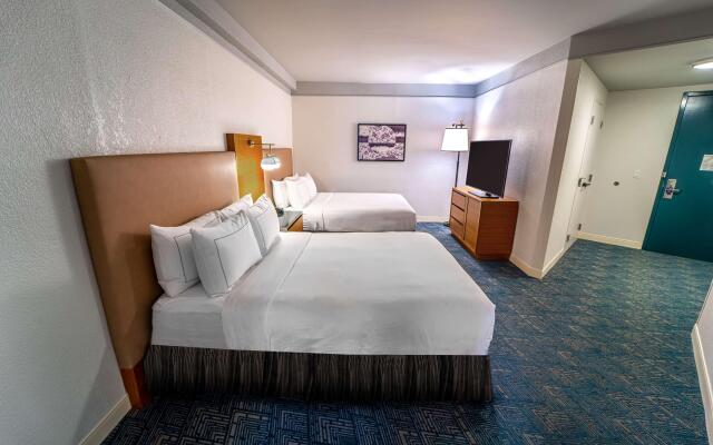 DoubleTree Suites by Hilton Hotel Tampa Bay