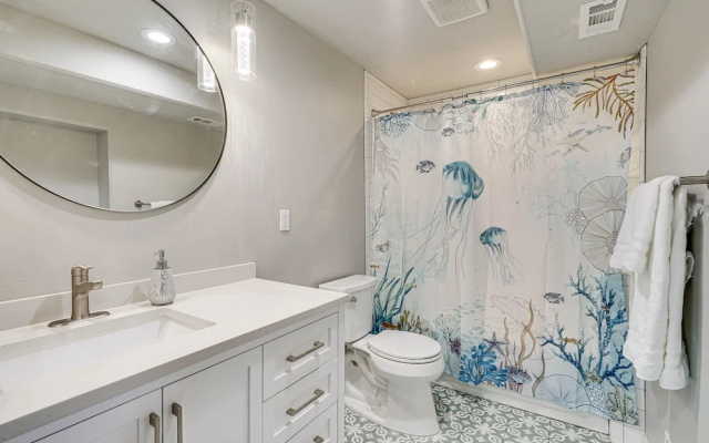 Layton Vacation Rental - Close to Hiking Trails!