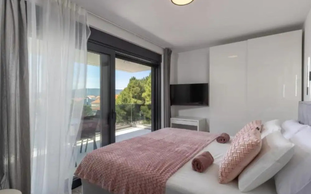 Charming Apartment Island Krk With Private Pool