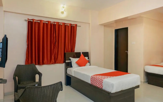 OYO 27667 Sai Inn
