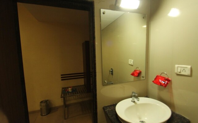OYO 1370 Hotel Akash