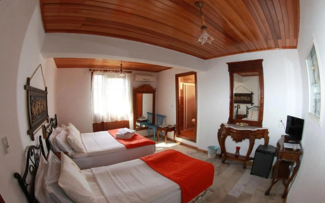 Antik Motel
