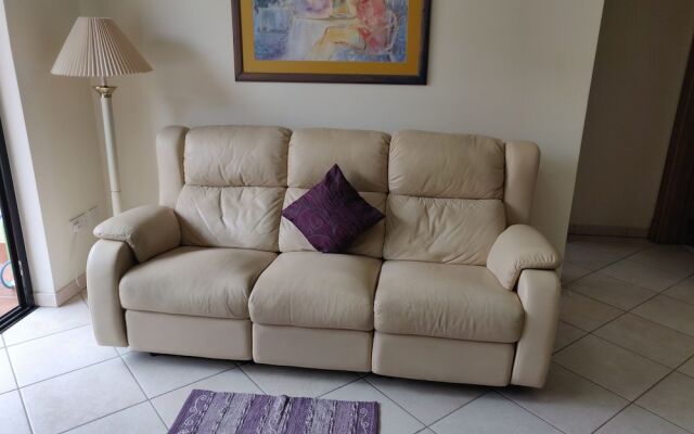 Comfortable Apartment Very Close To Ghadira Bay